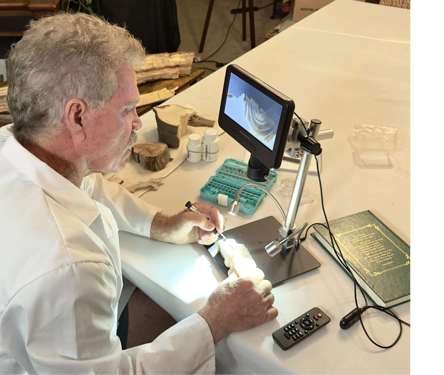 scott seargeant in the lab